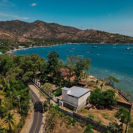 Gili View By Maza Villa Teluknarat Exterior photo