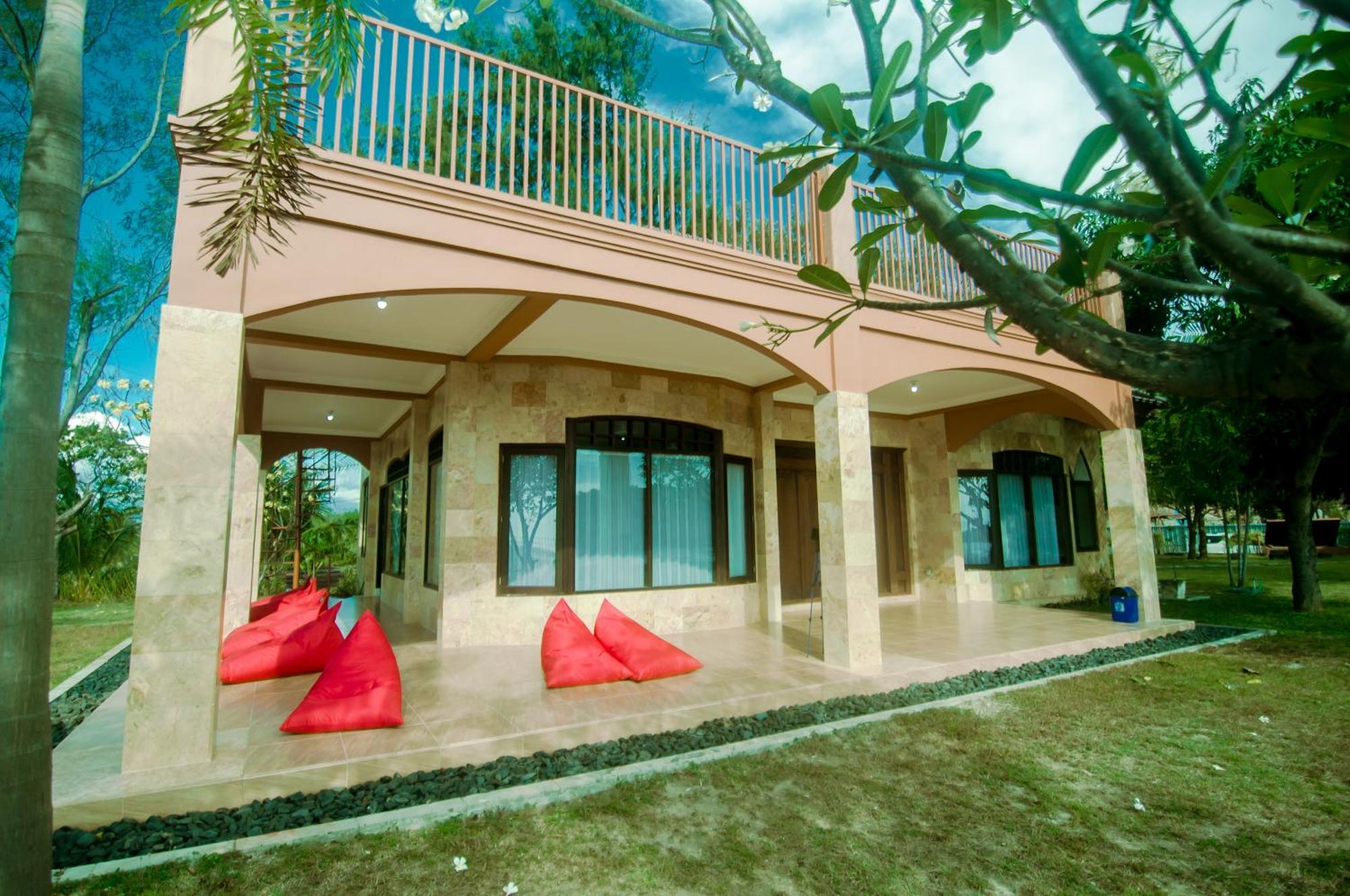 Gili View By Maza Villa Teluknarat Exterior photo